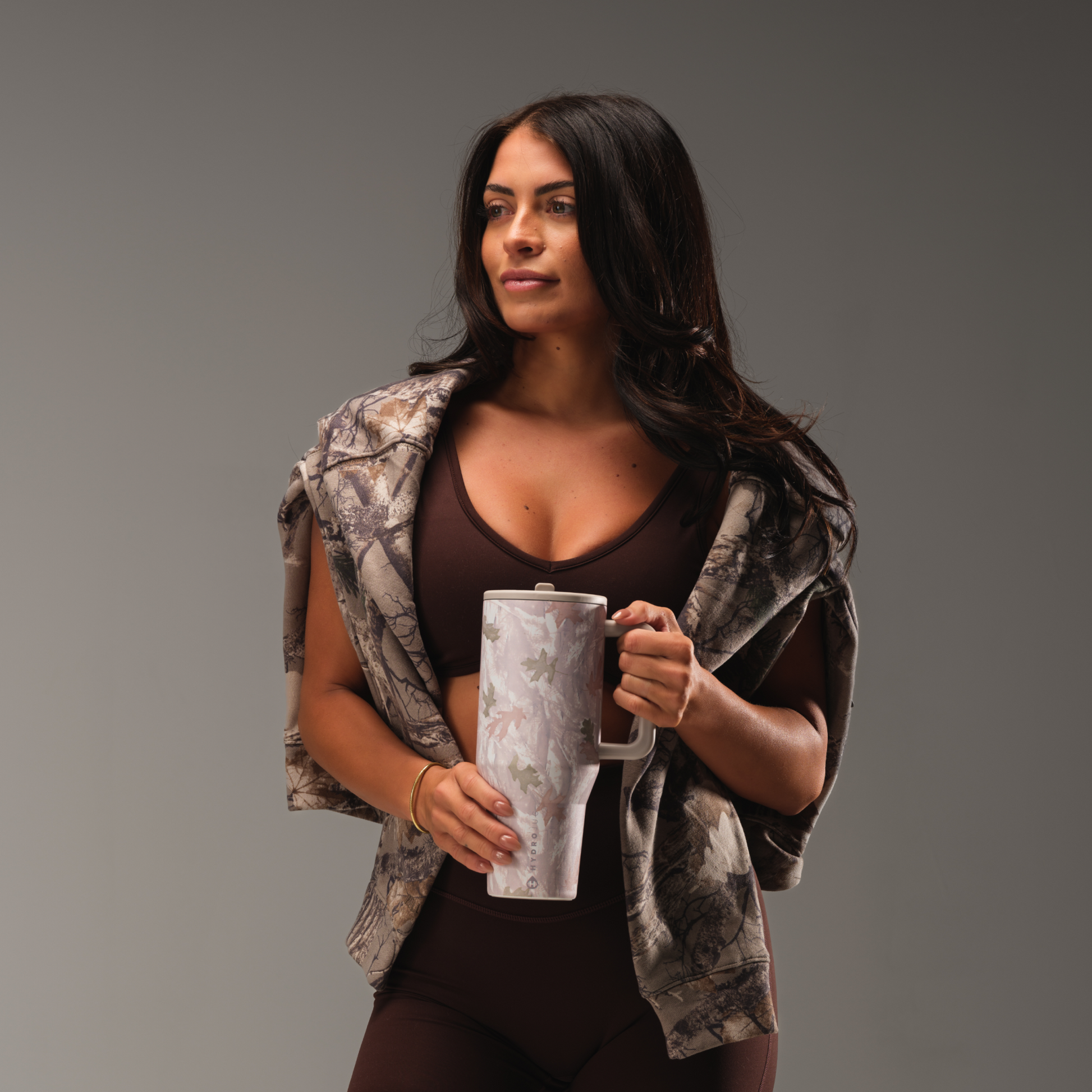 camo-32oz-946ml-p4 TRVL32-Camo-5-WPI.png
